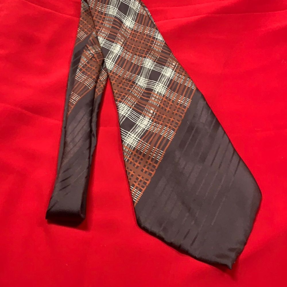 Deschamps Silk Tie!
